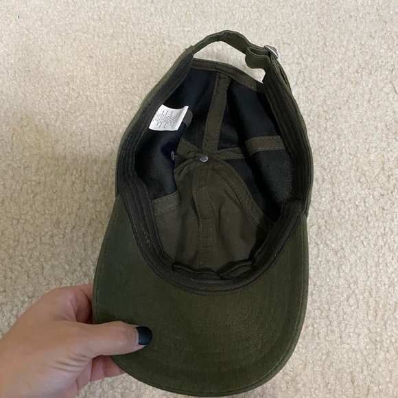 Olive green cap - Picture 5 of 5